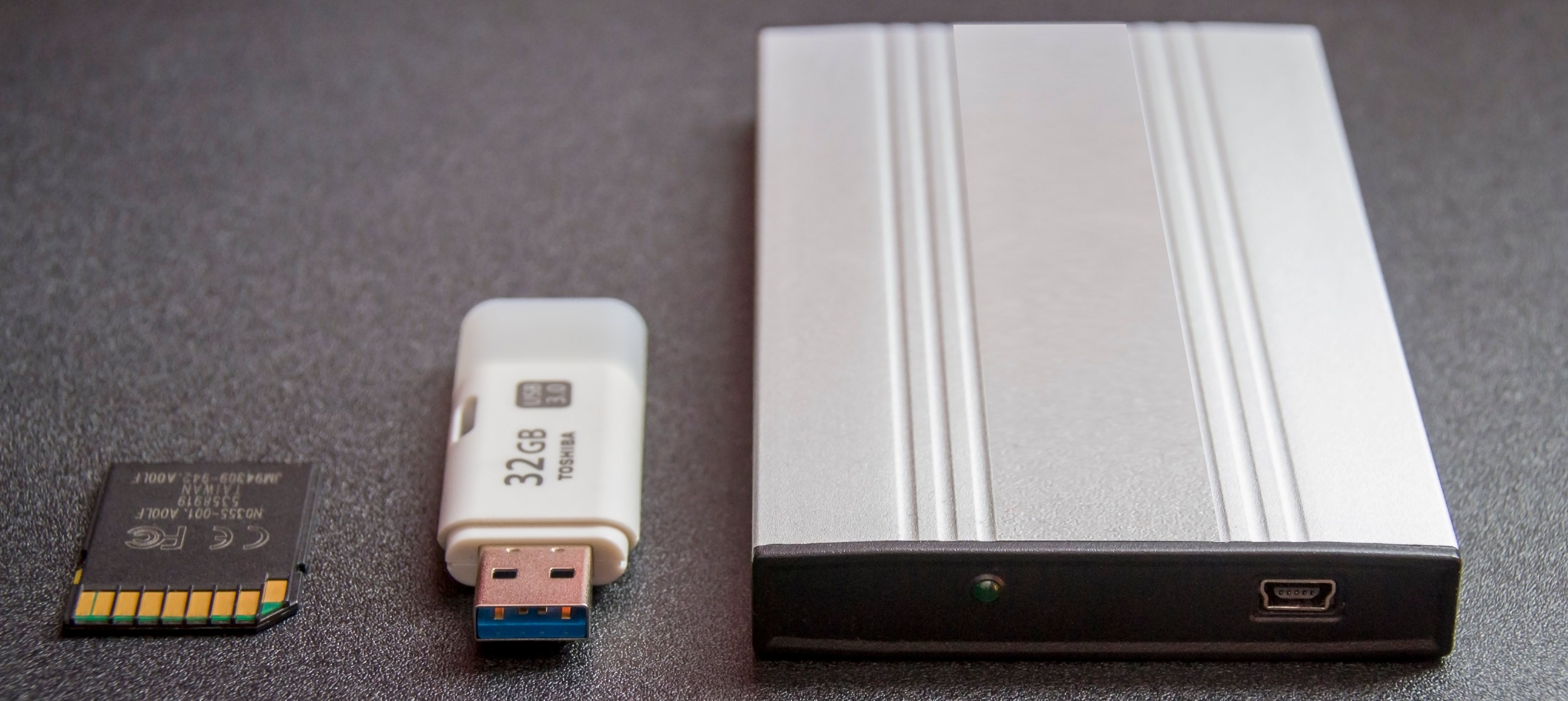 Как восстановить данные с USB-накопителя..
